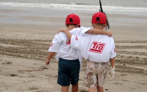 Realizamos limpieza de playas junto a nuestros colaboradores