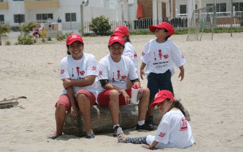 Realizamos limpieza de playas junto a nuestros colaboradores