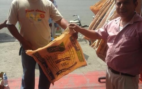 Reutilización de sacos de yute es parte de la iniciativa verde 'Cero fundas'