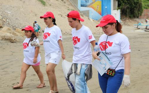 Almacenes TÍA participó en la limpieza de playas “AGUA VIVA 2016”