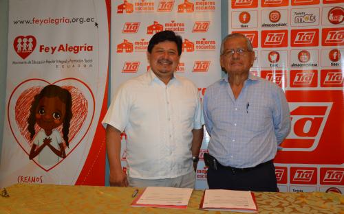 Almacenes TIA y Fe y Alegría se unen a favor de la educación