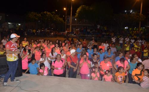 Celebramos con tarjetas obsequios y productos a las madres de Portoviejo