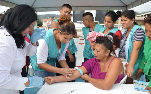 TIA se suma al programa de voluntariado de salud comunitaria en Portoviejo