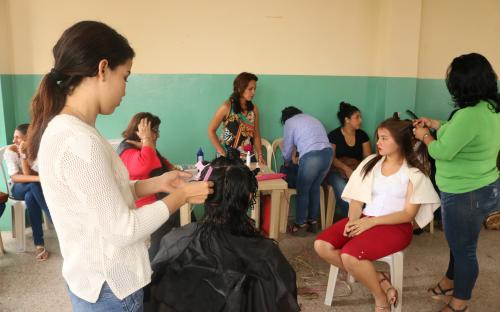 Inició curso de Belleza en Portoviejo