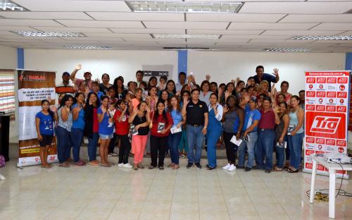 Talleres para padres y estudiantes sobre prevención de drogas en Guayaquil