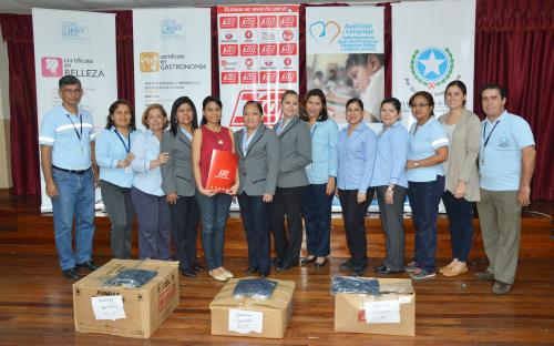 Realizamos donación a estudiantes de dos escuelas