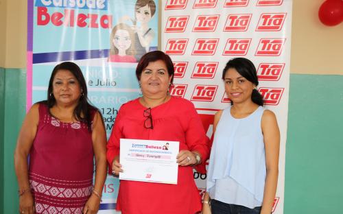 Culminamos con el curso de maquillaje en Portoviejo