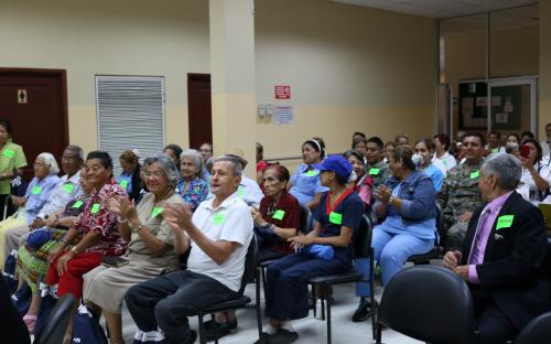 Colaboramos con el evento para adultos mayores del Club Rotario Moderno de Guayaquil