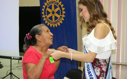 Colaboramos con el evento para adultos mayores del Club Rotario Moderno de Guayaquil