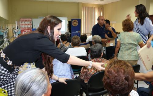 Colaboramos con el evento para adultos mayores del Club Rotario Moderno de Guayaquil