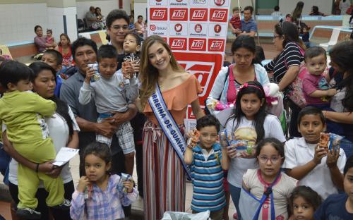 Acompañamos a la virreina de Guayaquil al Hospital Roberto Gilbert