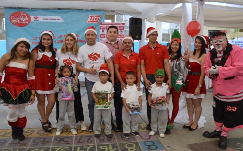 Realizamos nuestra Chocolatada Navideña en 171 instituciones educativas