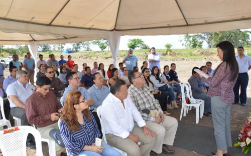 Colocamos primera piedra de nuevo Centro Nacional de Distribución