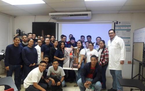 Capacitamos a colaboradores con charlas sobre prevención de drogas