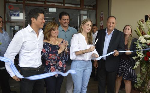 Tía-Inauguramos local en el Malecón 2000