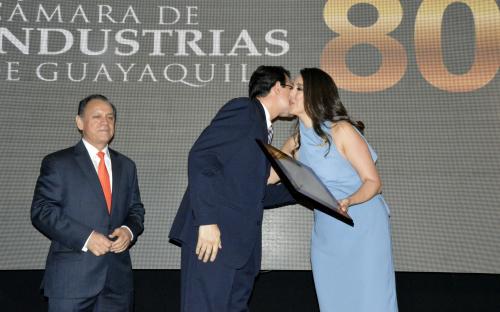Tía-Recibimos reconocimiento por parte de la Cámara de Industrias de Guayaquil