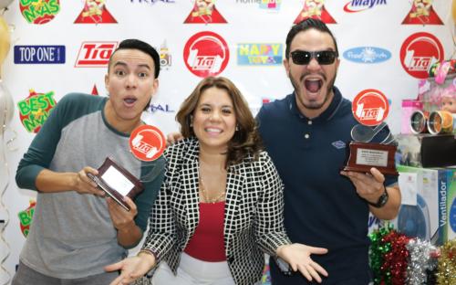 Tía-Continuamos celebrando nuestros 57 años en una Radio Maratón