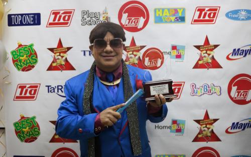 Tía-Continuamos celebrando nuestros 57 años en una Radio Maratón