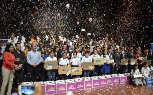 Participamos en la premiación de Supergenios y Superminigenios de El Universo